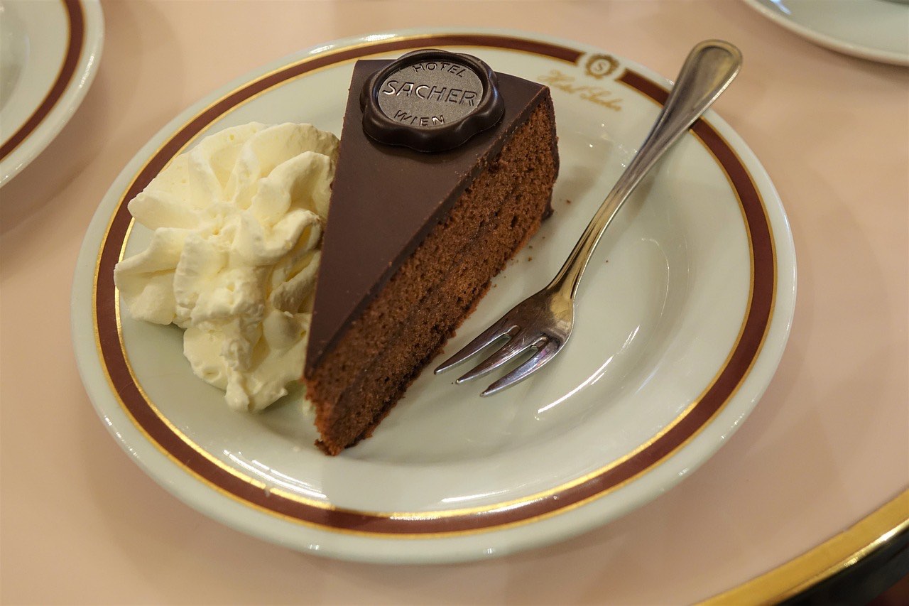 Sachertorte jest symbolem Wiednia